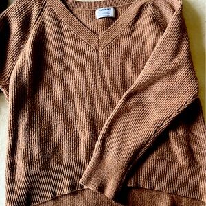 Slightly cropped v neck sweater